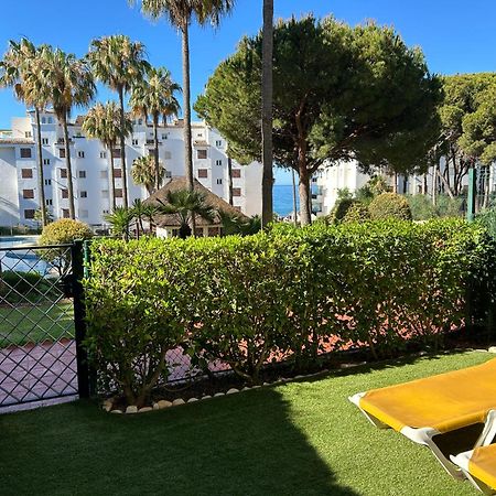 Mi Capricho, Beachfront, Grownfloor, Private Garden & Terrace Sitio de Calahonda エクステリア 写真