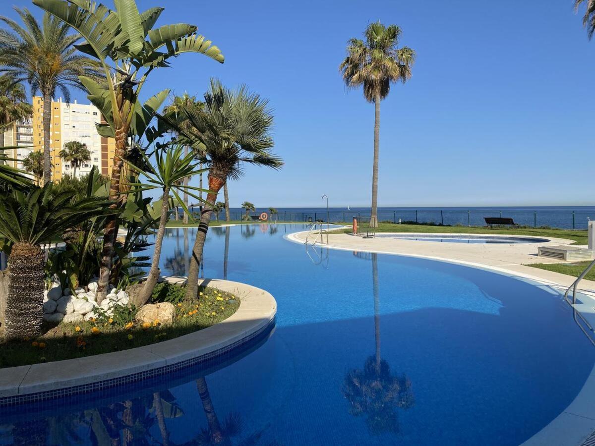 Mi Capricho, Beachfront, Grownfloor, Private Garden & Terrace Sitio de Calahonda エクステリア 写真
