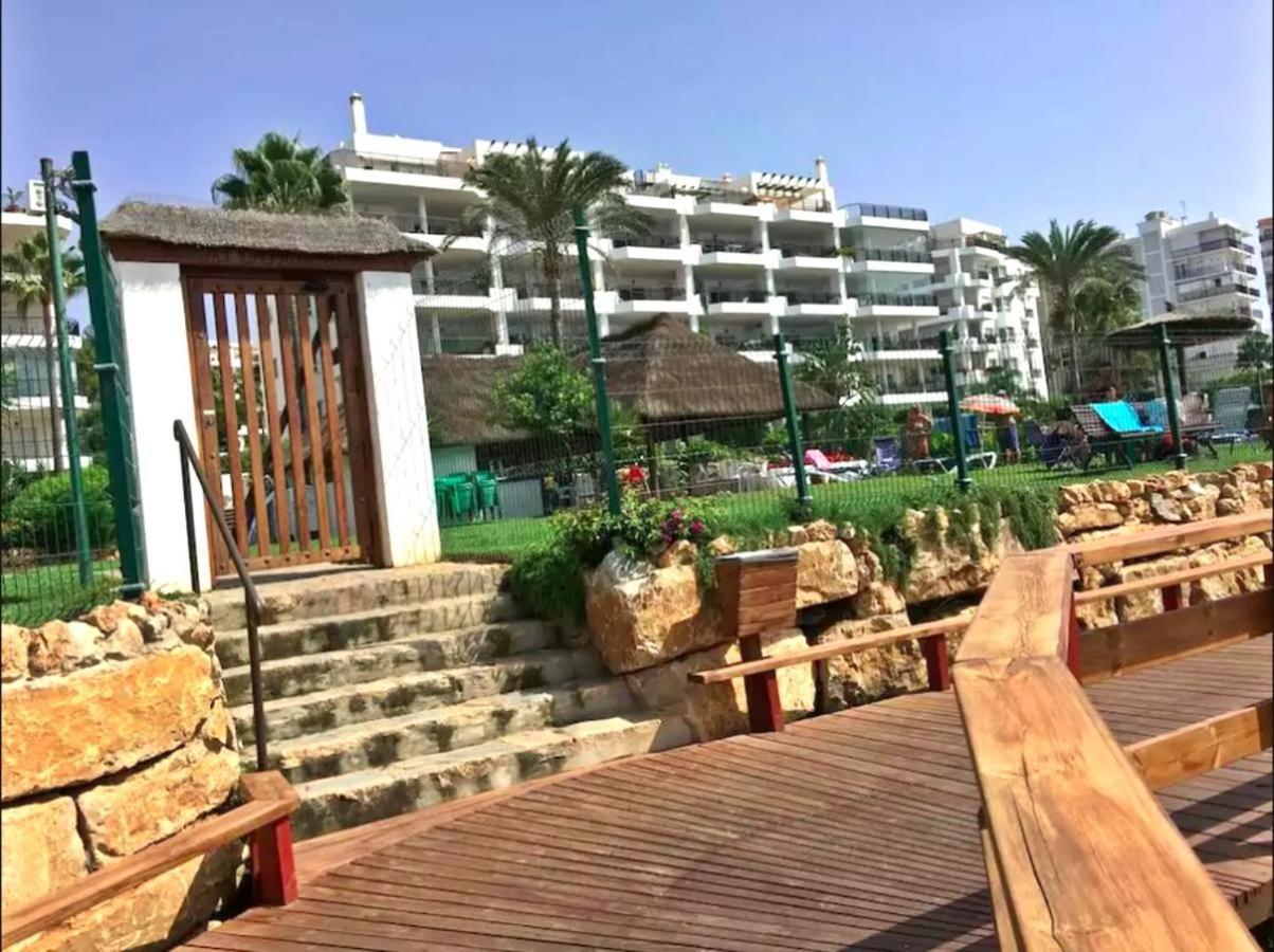 Mi Capricho, Beachfront, Grownfloor, Private Garden & Terrace Sitio de Calahonda エクステリア 写真