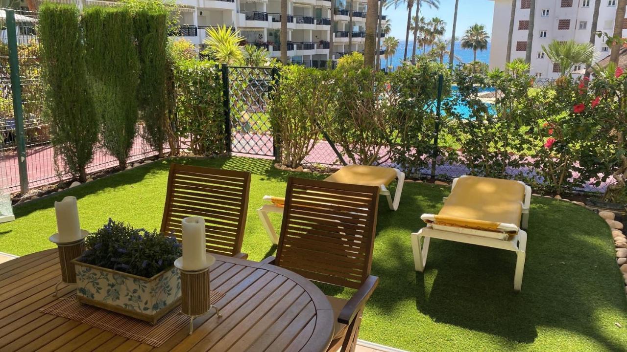 Mi Capricho, Beachfront, Grownfloor, Private Garden & Terrace Sitio de Calahonda エクステリア 写真