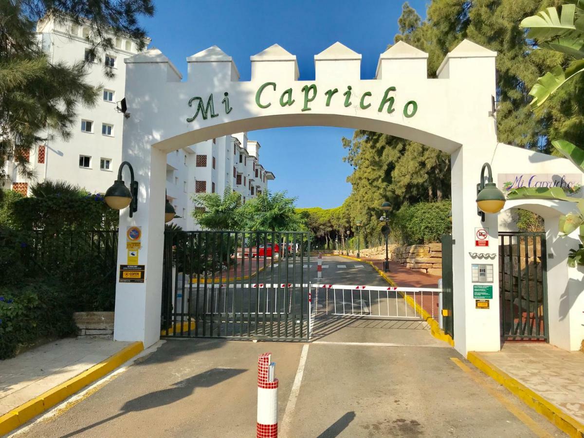 Mi Capricho, Beachfront, Grownfloor, Private Garden & Terrace Sitio de Calahonda エクステリア 写真
