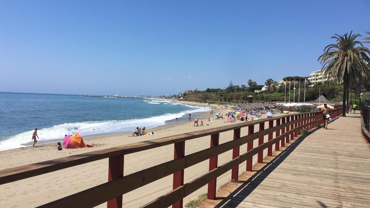 Mi Capricho, Beachfront, Grownfloor, Private Garden & Terrace Sitio de Calahonda エクステリア 写真